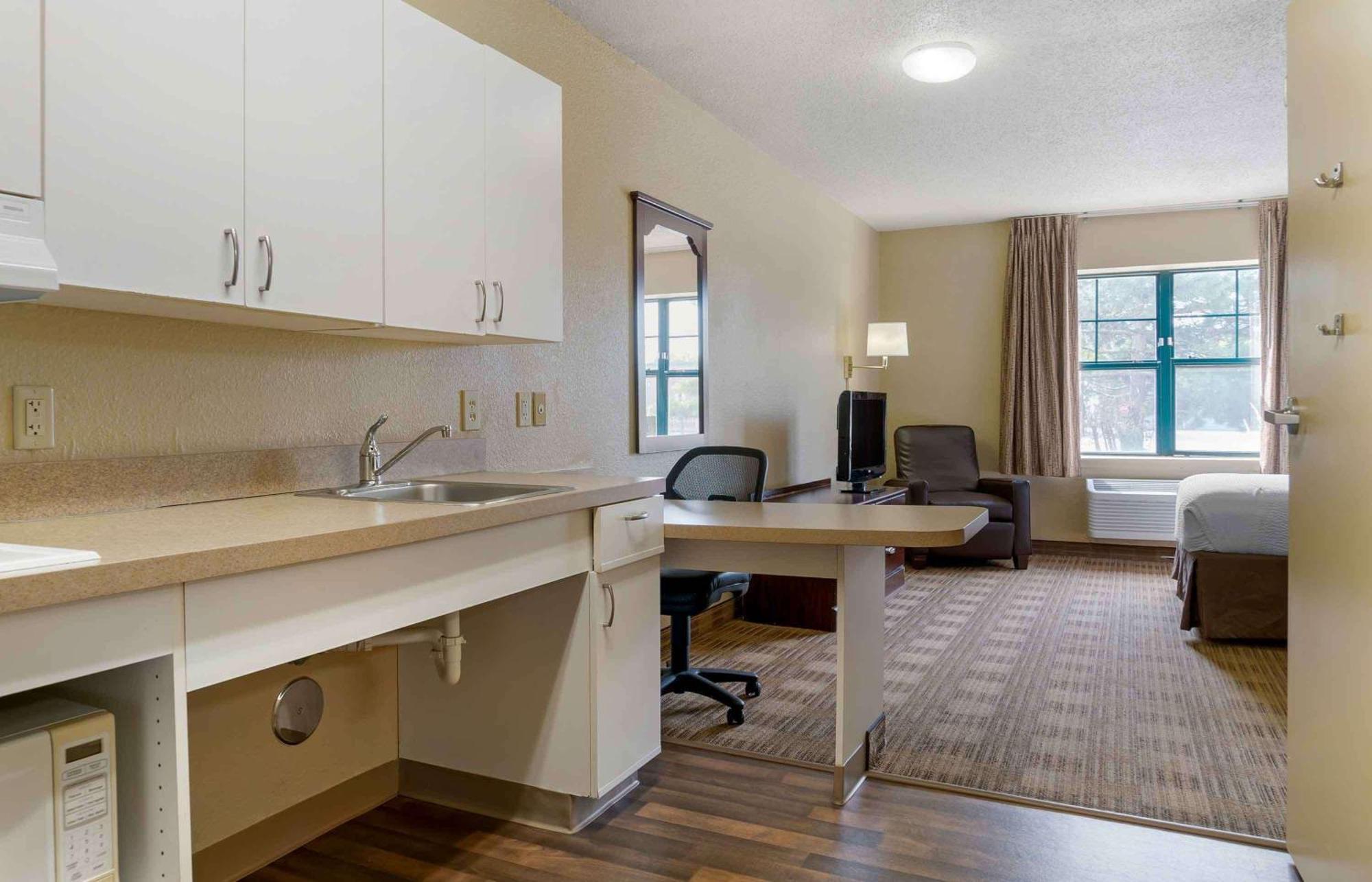 Extended Stay America Suites - Los Angeles - Ontario Airport Guasti Exterior photo