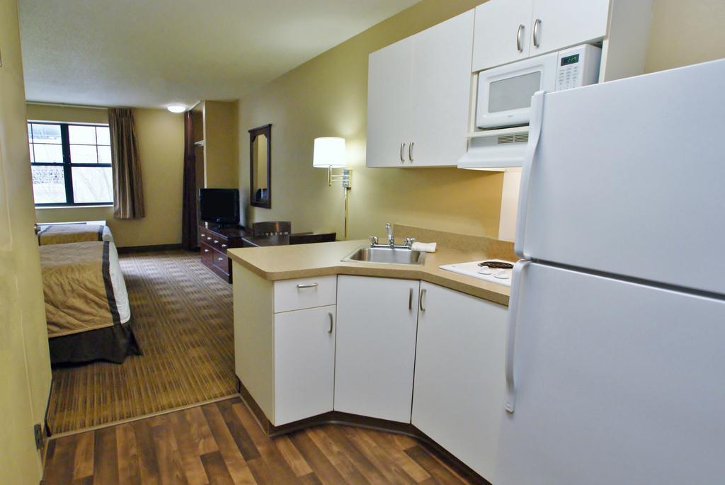 Extended Stay America Suites - Los Angeles - Ontario Airport Guasti Exterior photo